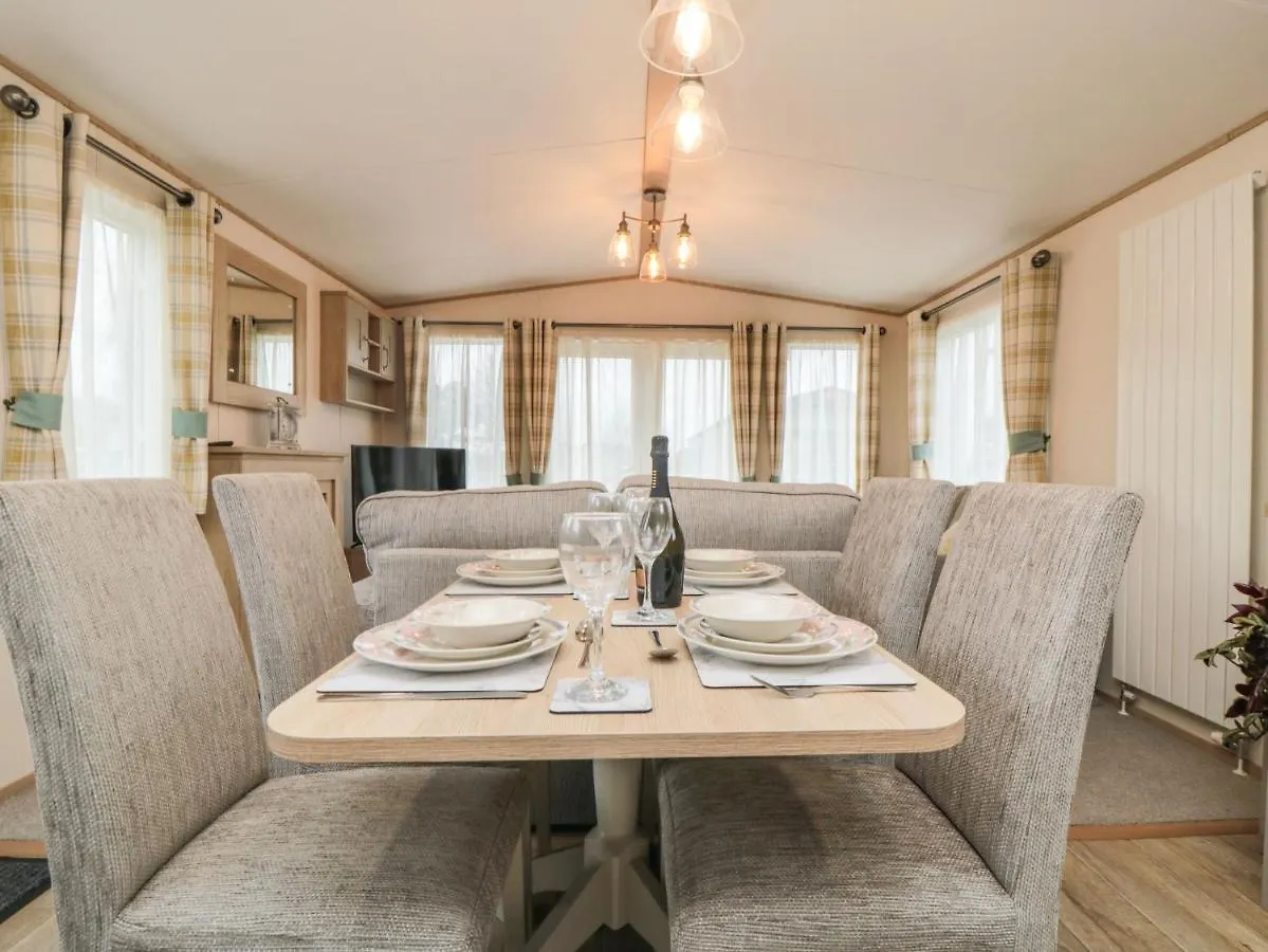 Holiday home 20 Wolds View Villa Ganton United Kingdom
